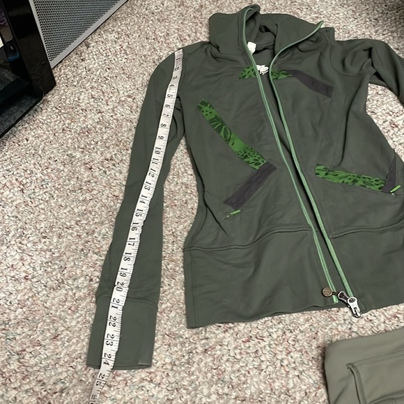 Lululemon jacket and short set - Picture 7 of 9